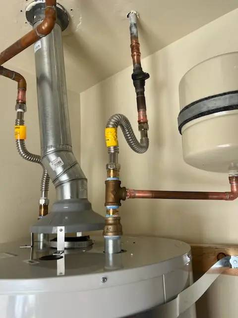 Water heater installation and plumbing repair in Doral Isles